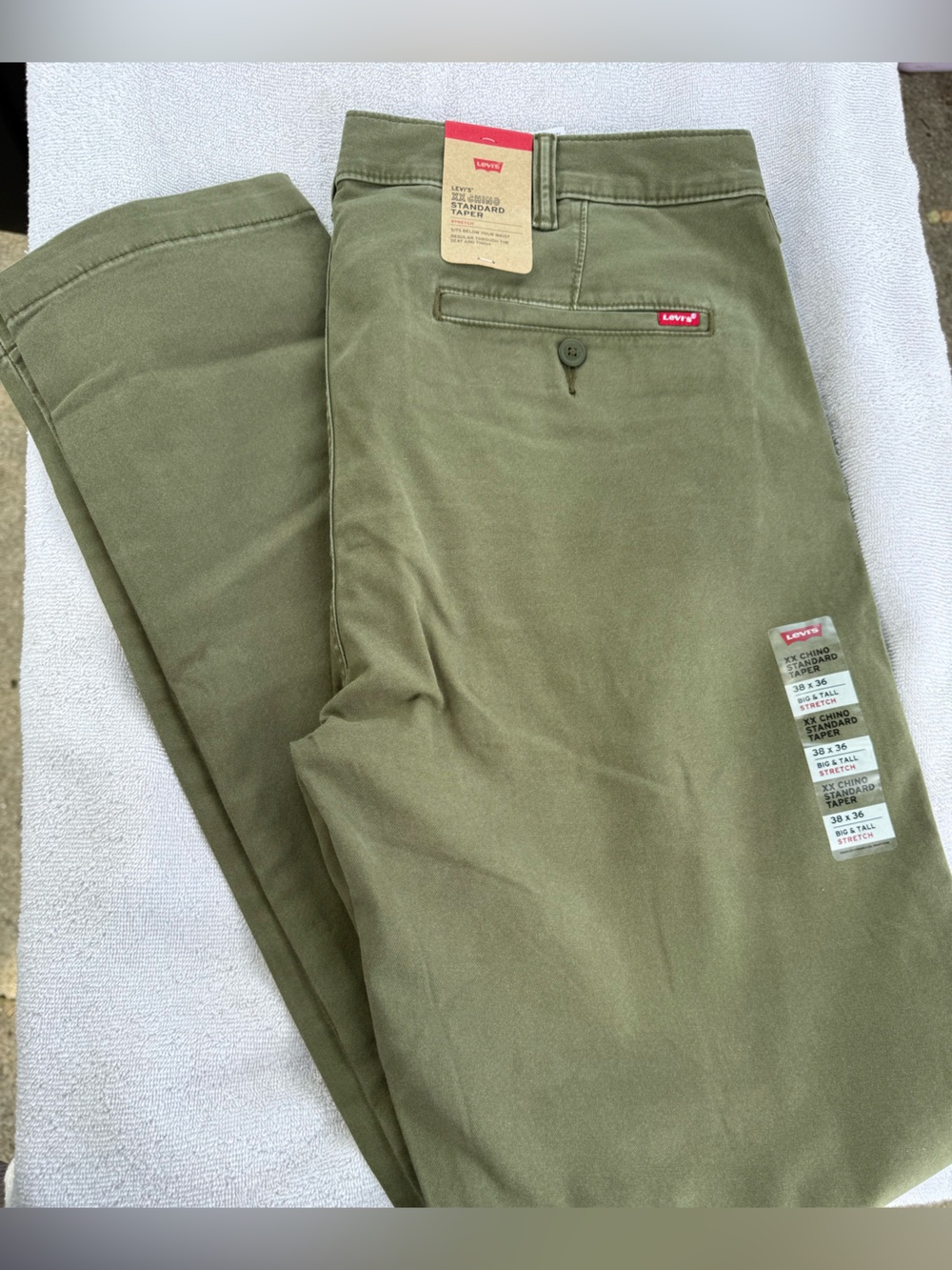 Levi's Men's Olive Chino Taper Pants, 38x36